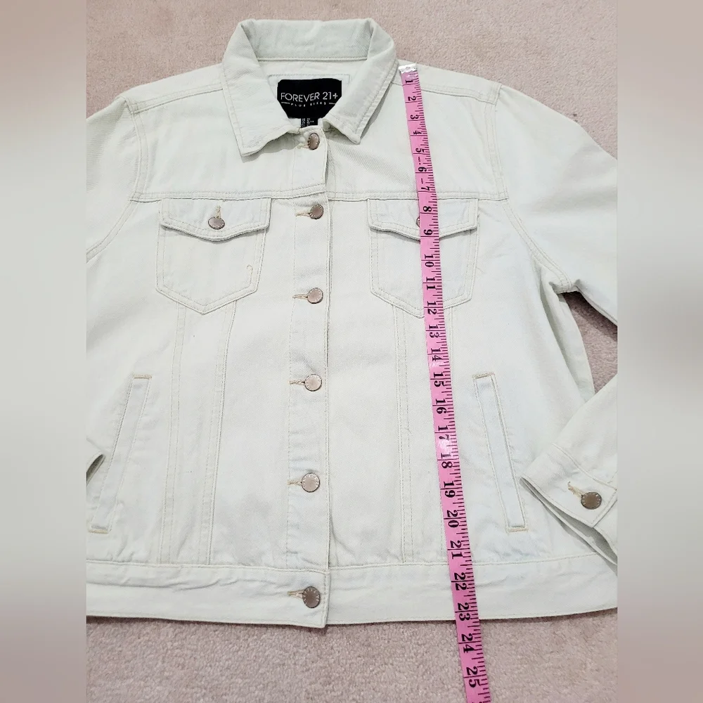 Forever 21+ Acid Wash Denim Jacket Women Plus Size 0X White 100% Cotton Trucker - Picture 8 of 12